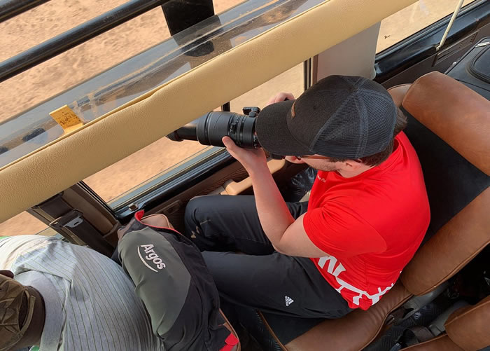 Safari Photography Guide 2026: Camera Gear, Settings and Etiquette for European Travellers