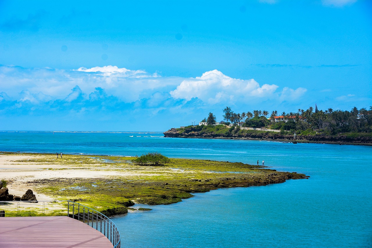 MOMBASA BEACH